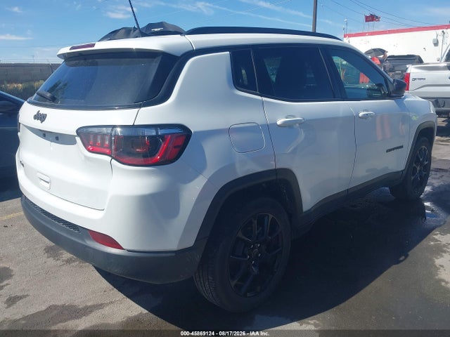 3C4NJDBN3ST539589 Jeep Compass Latitude 4x4