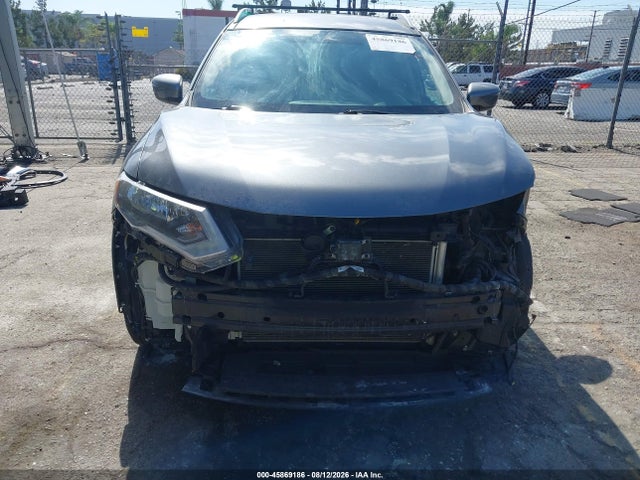 2017 Nissan Rogue Sv მანქანა იყიდება აუქციონზე, vin: KNMAT2MT8HP607827, აუქციონის ნომერი: 45869186