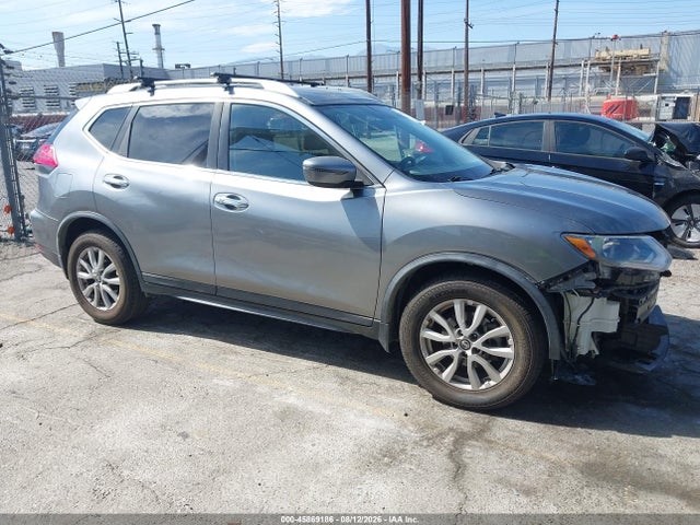 2017 Nissan Rogue Sv მანქანა იყიდება აუქციონზე, vin: KNMAT2MT8HP607827, აუქციონის ნომერი: 45869186