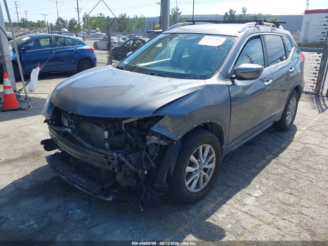 2017 Nissan Rogue Sv მანქანა იყიდება აუქციონზე, vin: KNMAT2MT8HP607827, აუქციონის ნომერი: 45869186