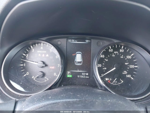 2017 Nissan Rogue Sv მანქანა იყიდება აუქციონზე, vin: KNMAT2MT8HP607827, აუქციონის ნომერი: 45869186