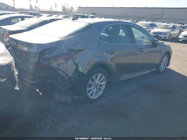 Toyota CAMRY LE 2024 4T1C11AK8RU200657 Image 4