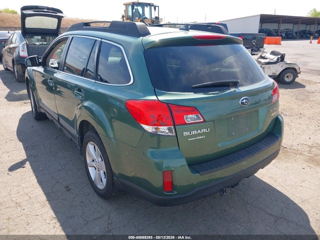 Subaru Outback 2.5i Premium 2014 4S4BRBCC8E3205860 Image 3