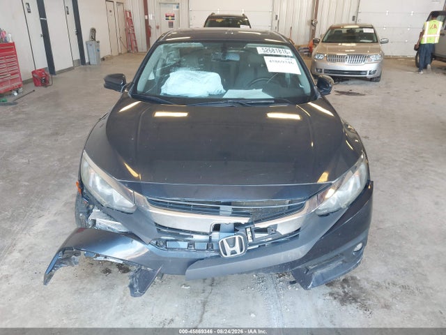 Продаж на аукціоні авто 2018 Honda Civic Ex-l, vin: 19XFC1F72JE000666, номер лоту: 45869346
