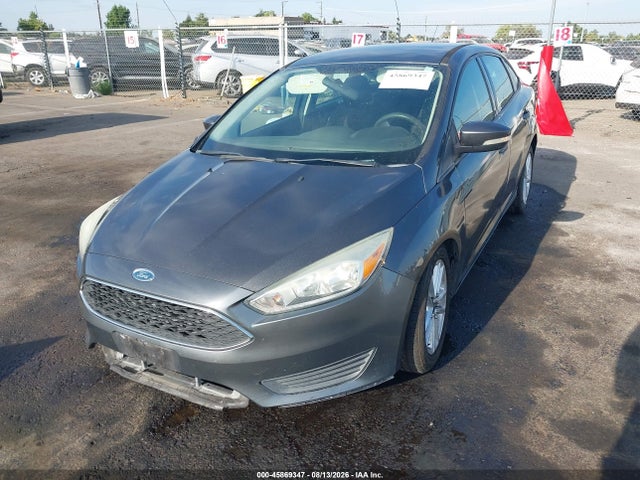 Ford FOCUS SE 2015 1FADP3F2XFL204115 Image 2
