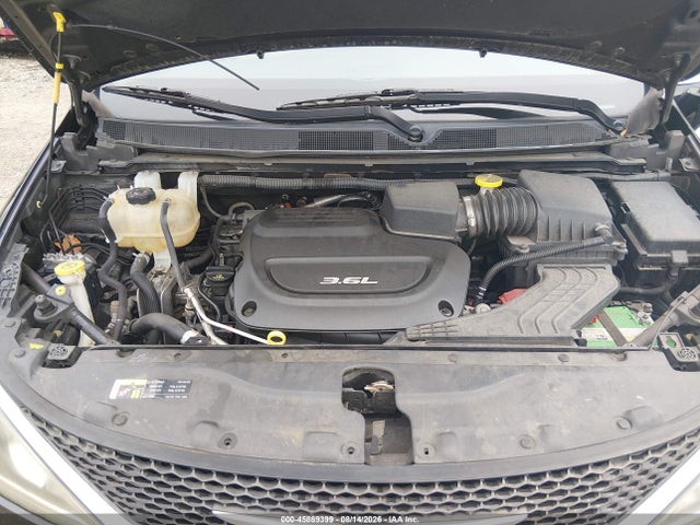 Продаж на аукціоні авто 2017 Chrysler Pacifica Limited, vin: 2C4RC1GGXHR527956, номер лоту: 45869399