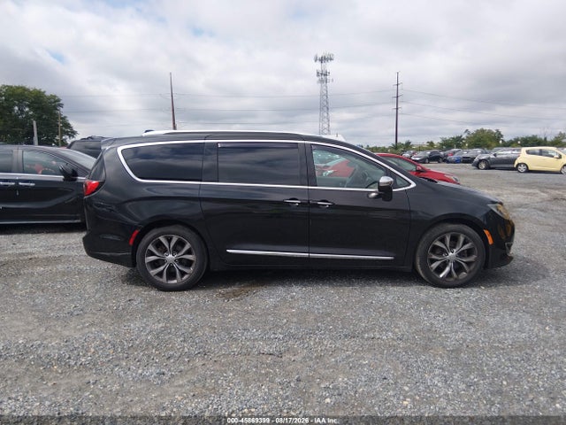 Продаж на аукціоні авто 2017 Chrysler Pacifica Limited, vin: 2C4RC1GGXHR527956, номер лоту: 45869399