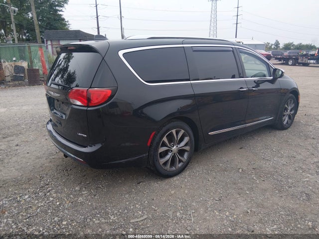 Продаж на аукціоні авто 2017 Chrysler Pacifica Limited, vin: 2C4RC1GGXHR527956, номер лоту: 45869399
