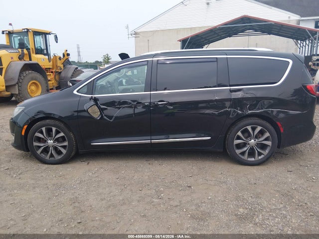 Продаж на аукціоні авто 2017 Chrysler Pacifica Limited, vin: 2C4RC1GGXHR527956, номер лоту: 45869399