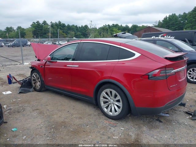 Продаж на аукціоні авто 2018 Tesla Model X 100d/75d/p100d, vin: 5YJXCDE23JF137587, номер лоту: 45869429