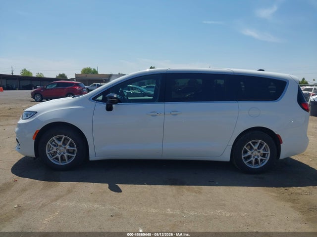Chrysler Pacifica Select 2025 2C4RC1BG5SR552164 Image 14