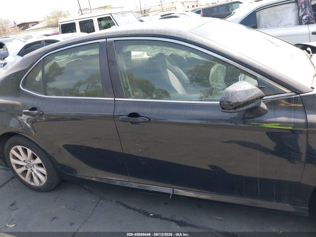 Toyota CAMRY LE 2018 JTNB11HK0J3068022 Image 14