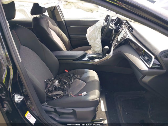Toyota CAMRY LE 2018 JTNB11HK0J3068022 Image 5