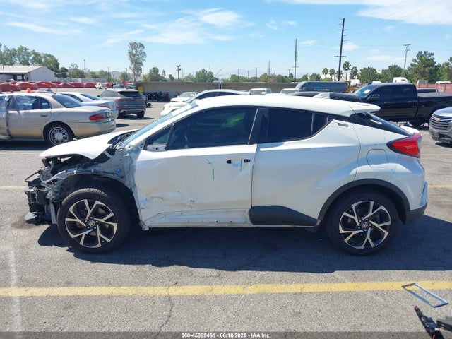 Toyota C-HR XLE 2021 JTNKHMBXXM1102940 Image 15