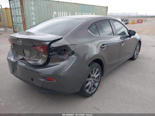 3MZBN1V36JM212206 Mazda Mazda3 Touring