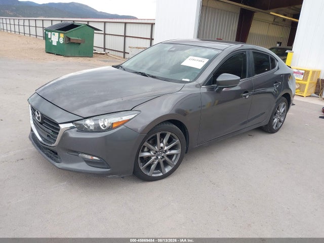 3MZBN1V36JM212206 Mazda Mazda3 Touring
