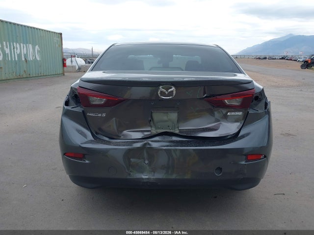 3MZBN1V36JM212206 Mazda Mazda3 Touring