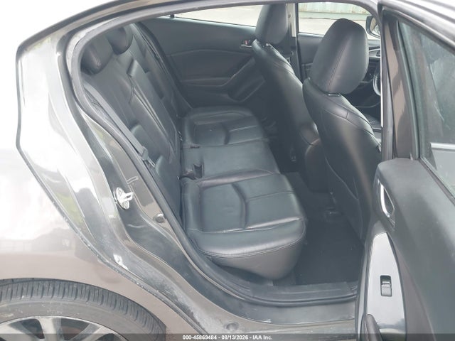 3MZBN1V36JM212206 Mazda Mazda3 Touring
