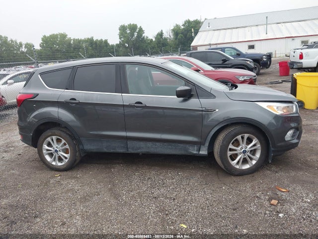 Продажа на аукционе авто 2019 Ford Escape Se, vin: 1FMCU0GD4KUA33858, номер лота: 45869483