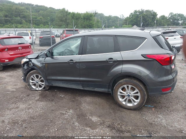 Продажа на аукционе авто 2019 Ford Escape Se, vin: 1FMCU0GD4KUA33858, номер лота: 45869483