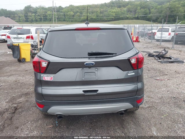 Продажа на аукционе авто 2019 Ford Escape Se, vin: 1FMCU0GD4KUA33858, номер лота: 45869483