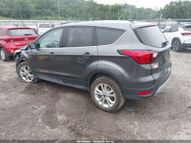 Продажа на аукционе авто 2019 Ford Escape Se, vin: 1FMCU0GD4KUA33858, номер лота: 45869483