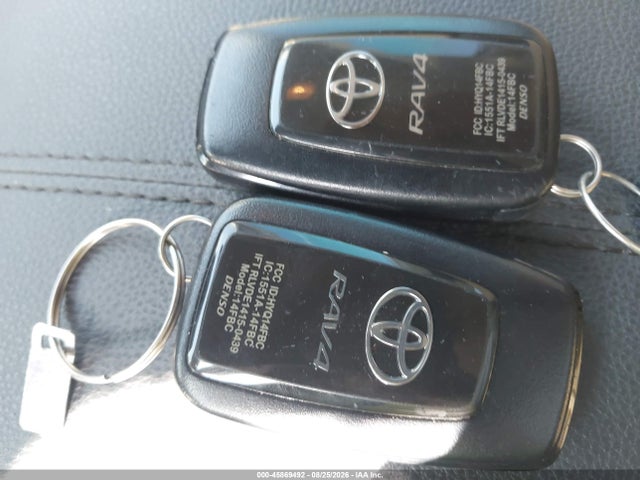2019 Toyota Rav4 Xle Premium მანქანა იყიდება აუქციონზე, vin: 2T3C1RFV3KW029444, აუქციონის ნომერი: 45869492