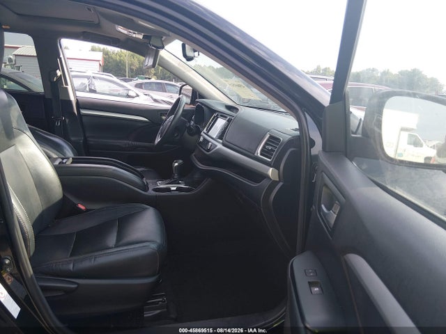 45869515 :رقم المزاد ، 5TDKKRFH5GS153498 vin ، 2016 Toyota Highlander Xle V6 مزاد بيع
