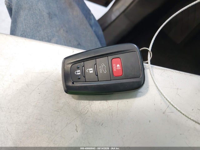2T3RWRFV9RW207640 Toyota Rav4 Hybrid Xle