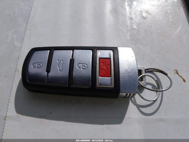45869565 :رقم المزاد ، WVWHN7AN5CE530785 vin ، 2012 Volkswagen Cc Lux Plus مزاد بيع