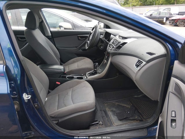 2016 Hyundai Elantra Se მანქანა იყიდება აუქციონზე, vin: 5NPDH4AE5GH715557, აუქციონის ნომერი: 45869615