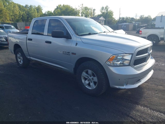 45869653 :رقم المزاد ، 3C6RR7KT9GG338846 vin ، 2016 Ram 1500 St مزاد بيع