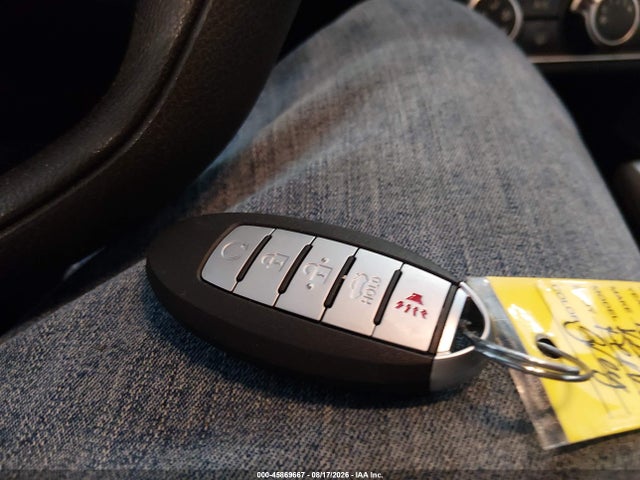 45869667 :رقم المزاد ، 3N1CN8EV7ML885942 vin ، 2021 Nissan Versa Sv Xtronic Cvt مزاد بيع