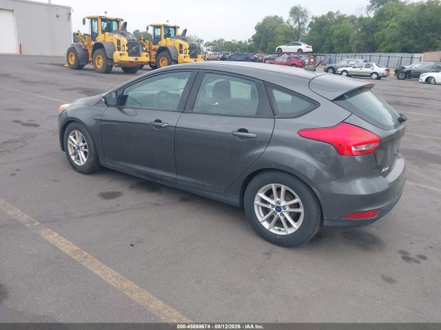 Ford FOCUS SE 2016 1FADP3K26GL284391 Image 3