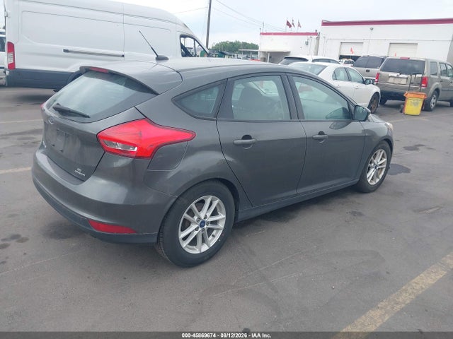 Ford FOCUS SE 2016 1FADP3K26GL284391 Image 4