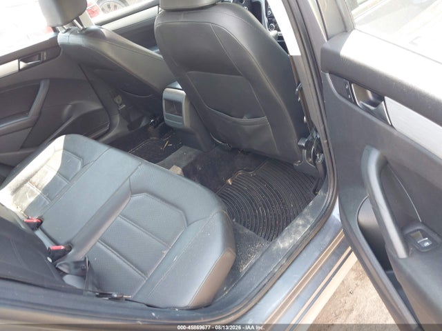 2012 Volkswagen Passat 2.5l Se მანქანა იყიდება აუქციონზე, vin: 1VWBP7A36CC031775, აუქციონის ნომერი: 45869677