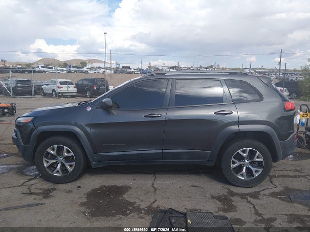 Продаж на аукціоні авто 2015 Jeep Cherokee Trailhawk, vin: 1C4PJMBS2FW673041, номер лоту: 45869692