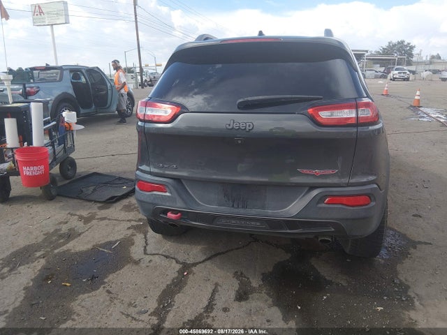 Продаж на аукціоні авто 2015 Jeep Cherokee Trailhawk, vin: 1C4PJMBS2FW673041, номер лоту: 45869692