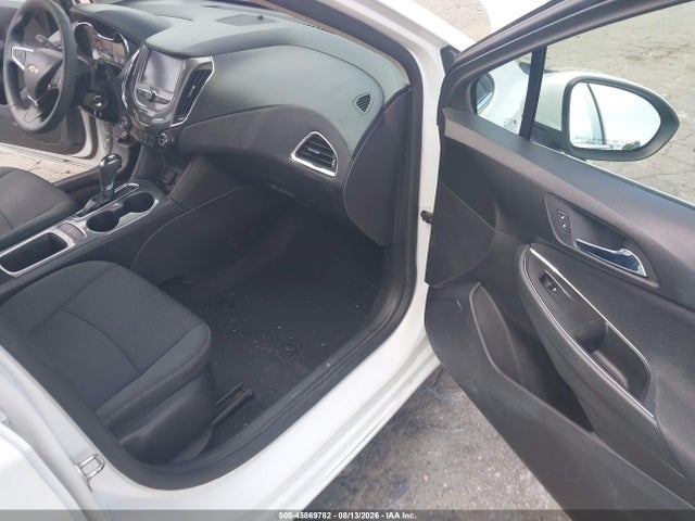 45869782 :رقم المزاد ، 1G1BE5SM2H7124807 vin ، 2017 Chevrolet Cruze Lt Auto مزاد بيع