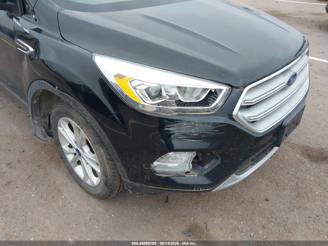 Продаж на аукціоні авто 2018 Ford Escape Sel, vin: 1FMCU0HD1JUA75661, номер лоту: 45869789