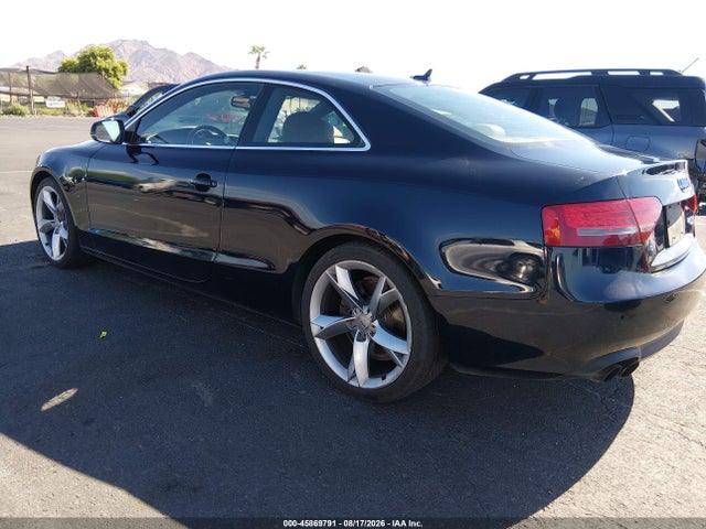 Продажа на аукционе авто 2011 Audi A5 2.0t Premium, vin: WAULFAFR0BA045232, номер лота: 45869791