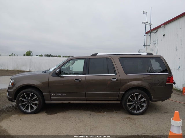 Продажа на аукционе авто 2017 Lincoln Navigator L Reserve, vin: 5LMJJ3LT7HEL13384, номер лота: 45869793