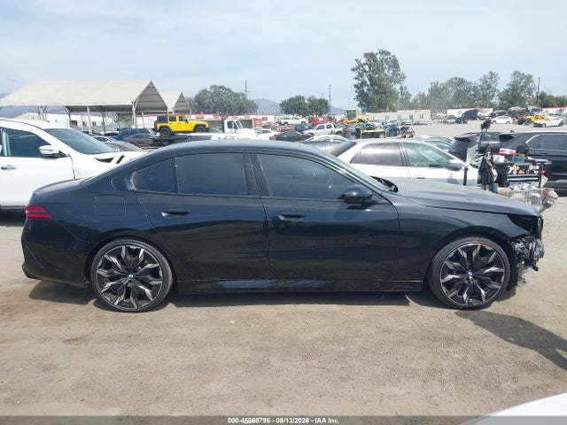 Продажа на аукционе авто 2024 Bmw 530i, vin: WBA43FJ08RCR61917, номер лота: 45869796