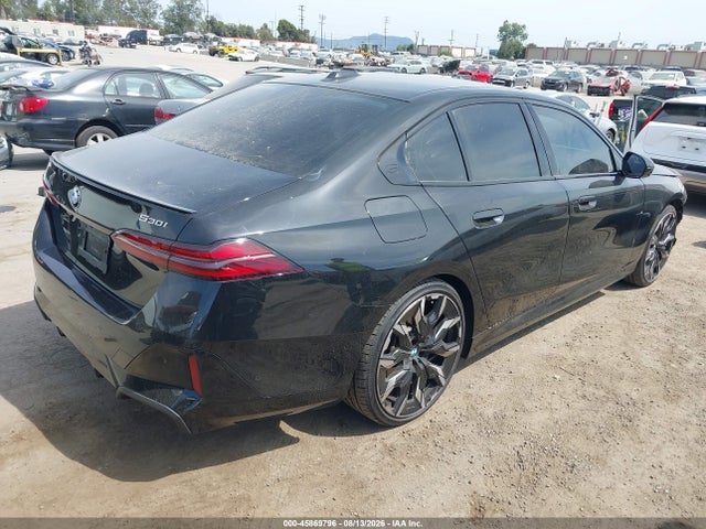 Продажа на аукционе авто 2024 Bmw 530i, vin: WBA43FJ08RCR61917, номер лота: 45869796