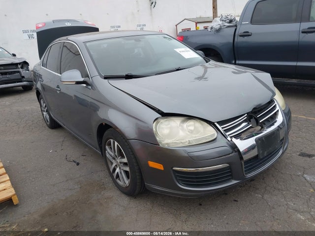 Продажа на аукционе авто 2005 Volkswagen Jetta 2.5, vin: 3VWSG71K05M638229, номер лота: 45869800