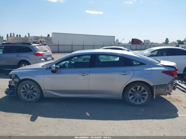 45869802 :رقم المزاد ، 4T1A21FBXLU012193 vin ، 2020 Toyota Avalon Hybrid Xle مزاد بيع