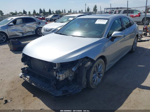 45869802 :رقم المزاد ، 4T1A21FBXLU012193 vin ، 2020 Toyota Avalon Hybrid Xle مزاد بيع