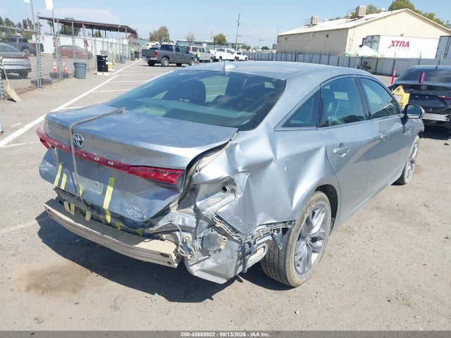 45869802 :رقم المزاد ، 4T1A21FBXLU012193 vin ، 2020 Toyota Avalon Hybrid Xle مزاد بيع