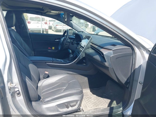 45869802 :رقم المزاد ، 4T1A21FBXLU012193 vin ، 2020 Toyota Avalon Hybrid Xle مزاد بيع