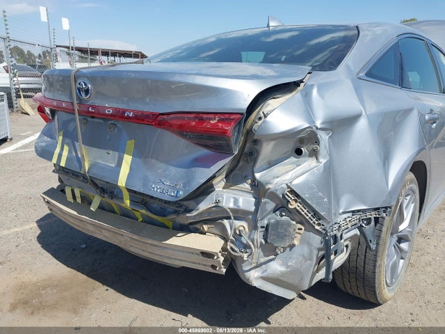 45869802 :رقم المزاد ، 4T1A21FBXLU012193 vin ، 2020 Toyota Avalon Hybrid Xle مزاد بيع
